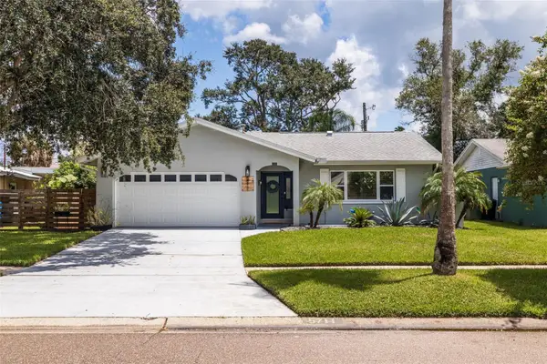 5711 Venetian Boulevard Ne, ST PETERSBURG, FL 33703