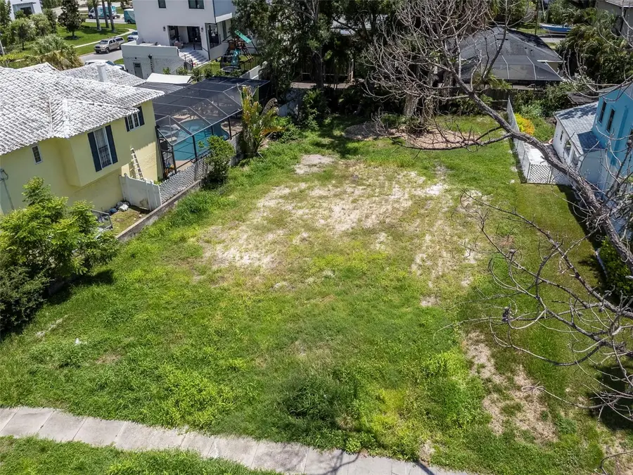 641 Geneva Place, Tampa, FL 33606 - #3