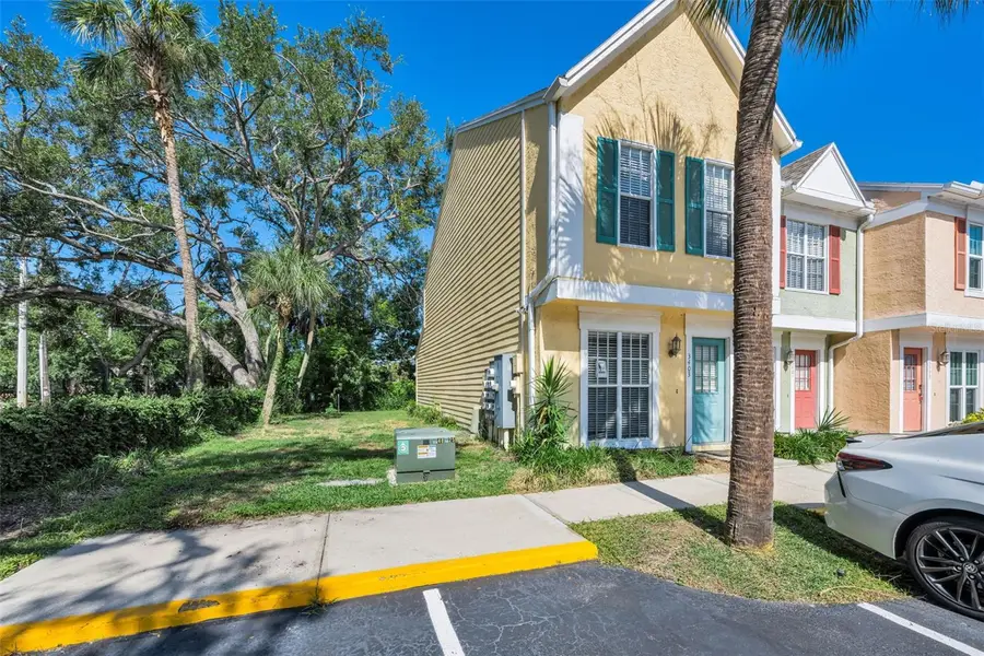 3403 W Wyoming Circle #3403, Tampa, FL 33611 - #2