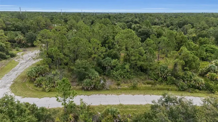 Pillow Ct, North Port, FL 34288 - #2