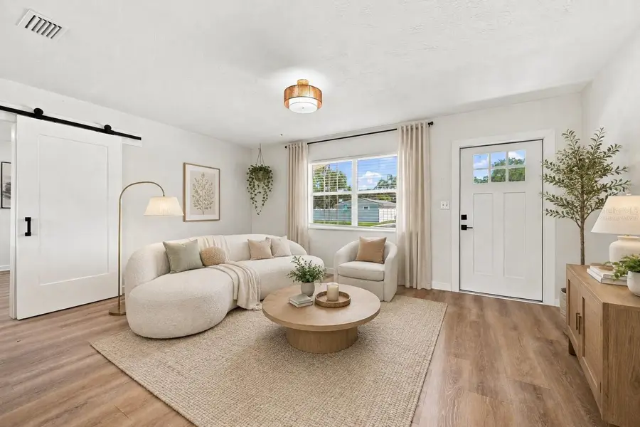 933 41st Avenue Ne, Saint Petersburg, FL 33703 - #3