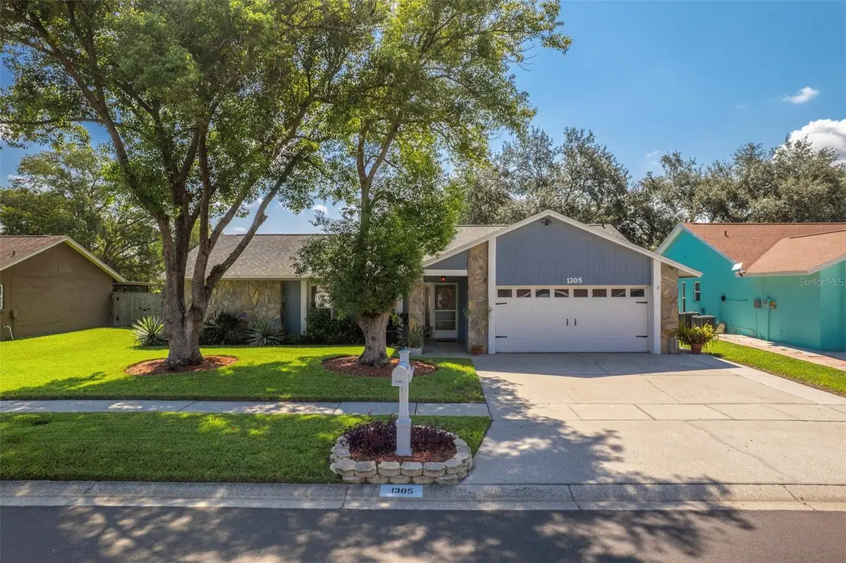 1305 Windjammer Place, Valrico, FL 33594 - #1