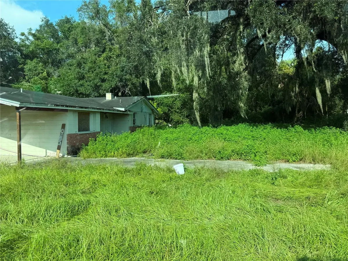 9410 E Fowler Avenue, Thonotosassa, FL 33592 - #1