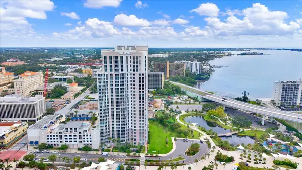 331 Cleveland Street #212, CLEARWATER, FL 33755