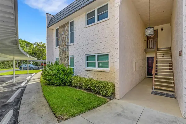 209 Fernwood Circle #209, SEMINOLE, FL 33777