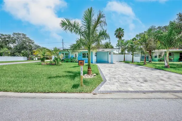 2425 Baywood Drive E, DUNEDIN, FL 34698