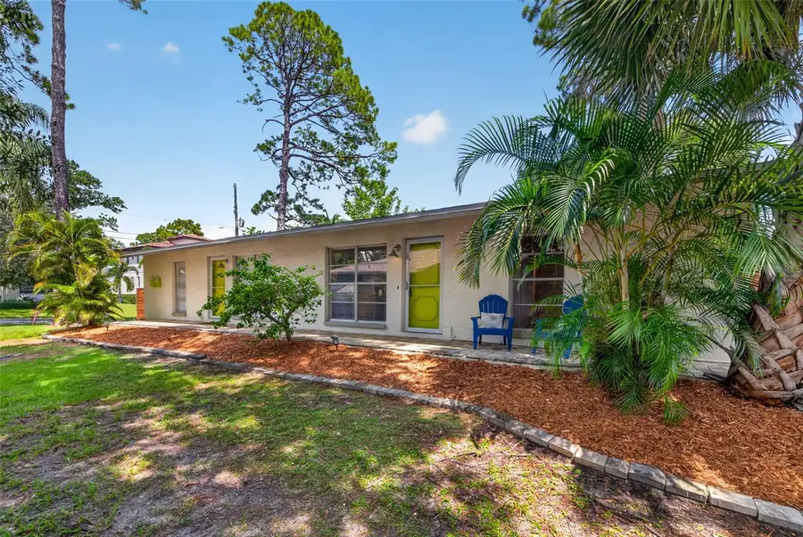 230 48th Avenue N, Saint Petersburg, FL 33703 - #2