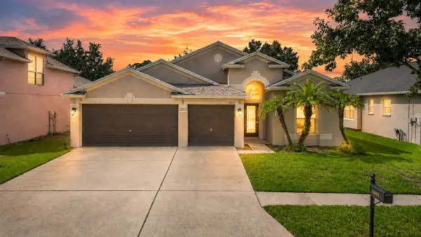 34434 Windknob Court, WESLEY CHAPEL, FL 33545