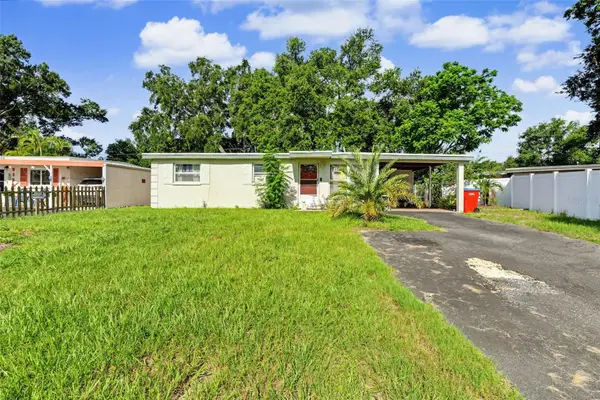 9374 84th Street, SEMINOLE, FL 33777