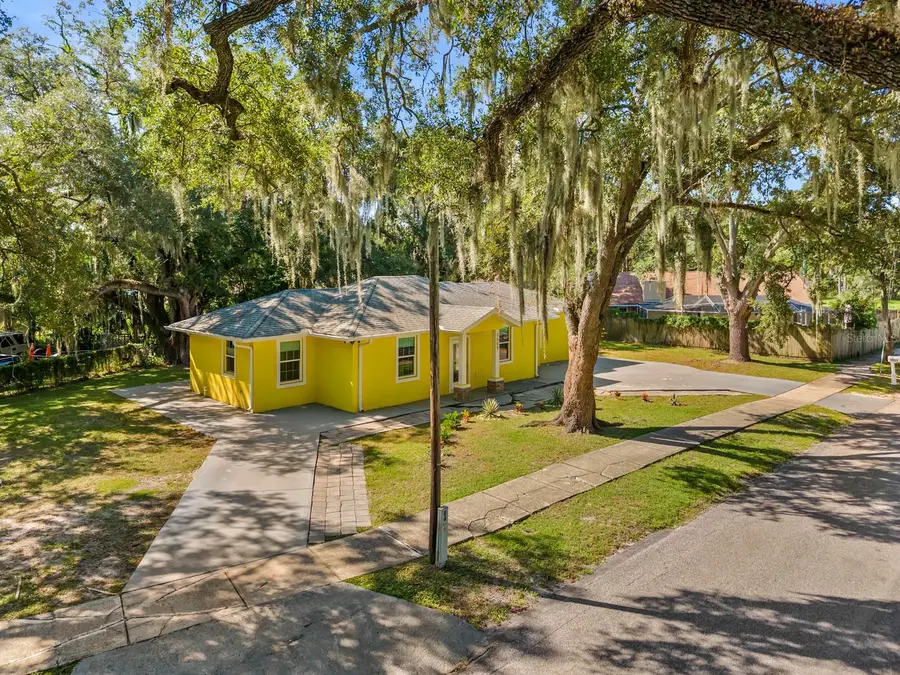 9609 Takomah Trail, Tampa, FL 33617 - #2