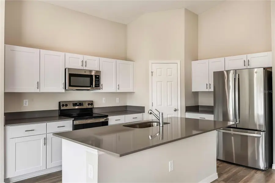 36644 Thornhedge Drive, Zephyrhills, FL 33541 - #2