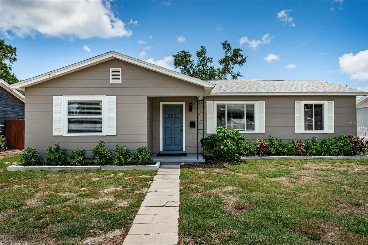 262 40 Avenue Ne, Saint Petersburg, FL 33703 - #1