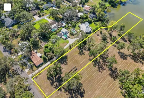 13414 N Lincoln Avenue, TAMPA, FL 33618
