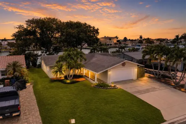 541 Lillian Drive, MADEIRA BEACH, FL 33708
