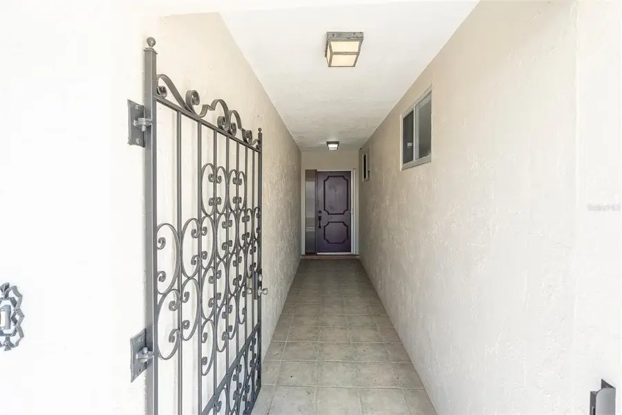 6804 W 8th Ave, Bradenton, FL 34209 - #3