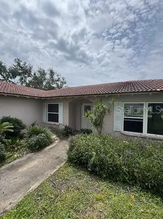 2014 Tanglewood Way Ne, Saint Petersburg, FL 33702 - #2