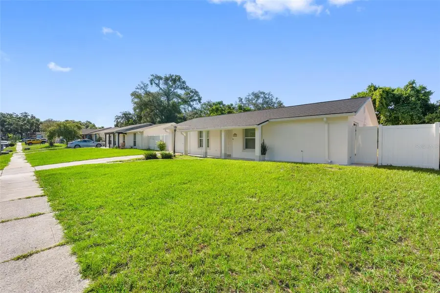 107 Valley Drive, Brandon, FL 33510 - #2