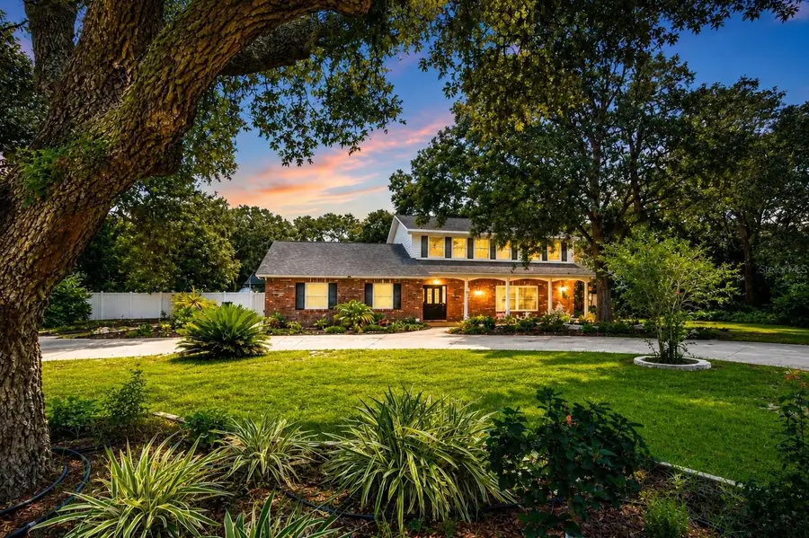 901 Woodview Drive, Brandon, FL 33511 - #2