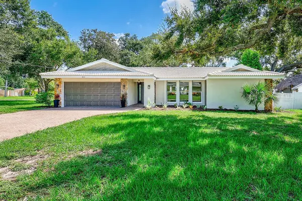 833 Tallowood Drive, LARGO, FL 33770