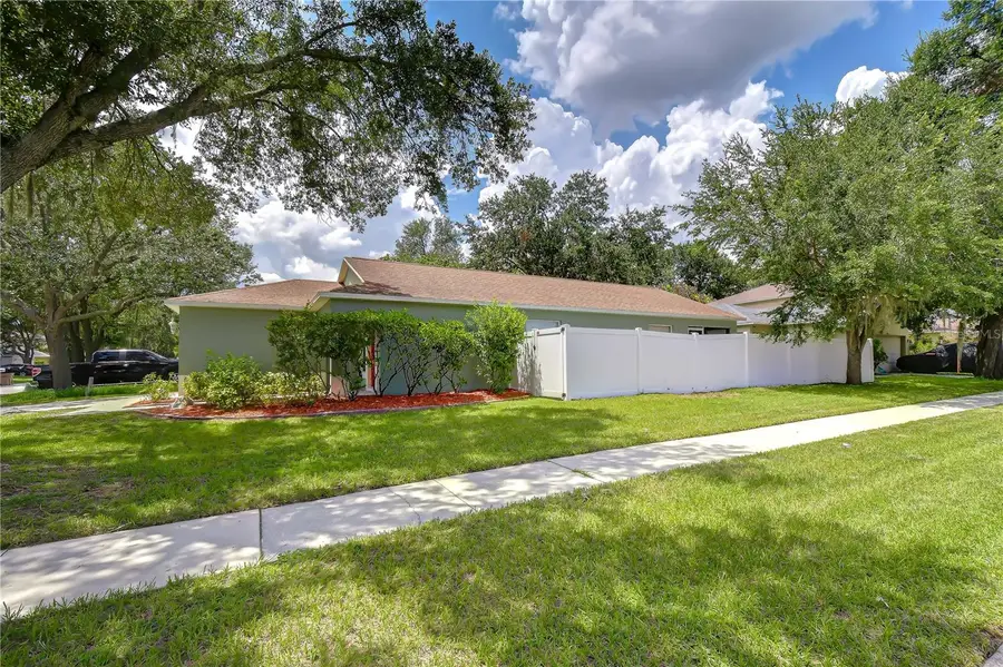 8736 Morrison Oaks Court, Temple Terrace, FL 33637 - #3