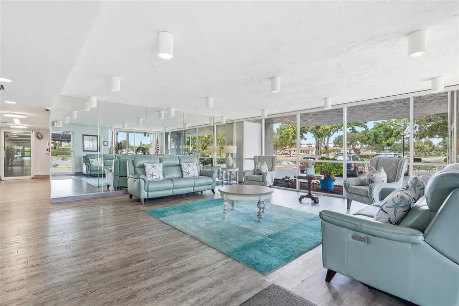2901 26th Street W #818, Bradenton, FL 34205 - #3