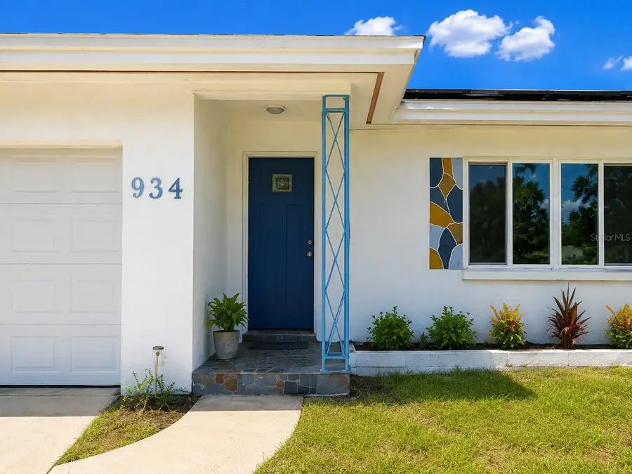 934 Hillwood Dr, Dunedin, FL 34698 - #3