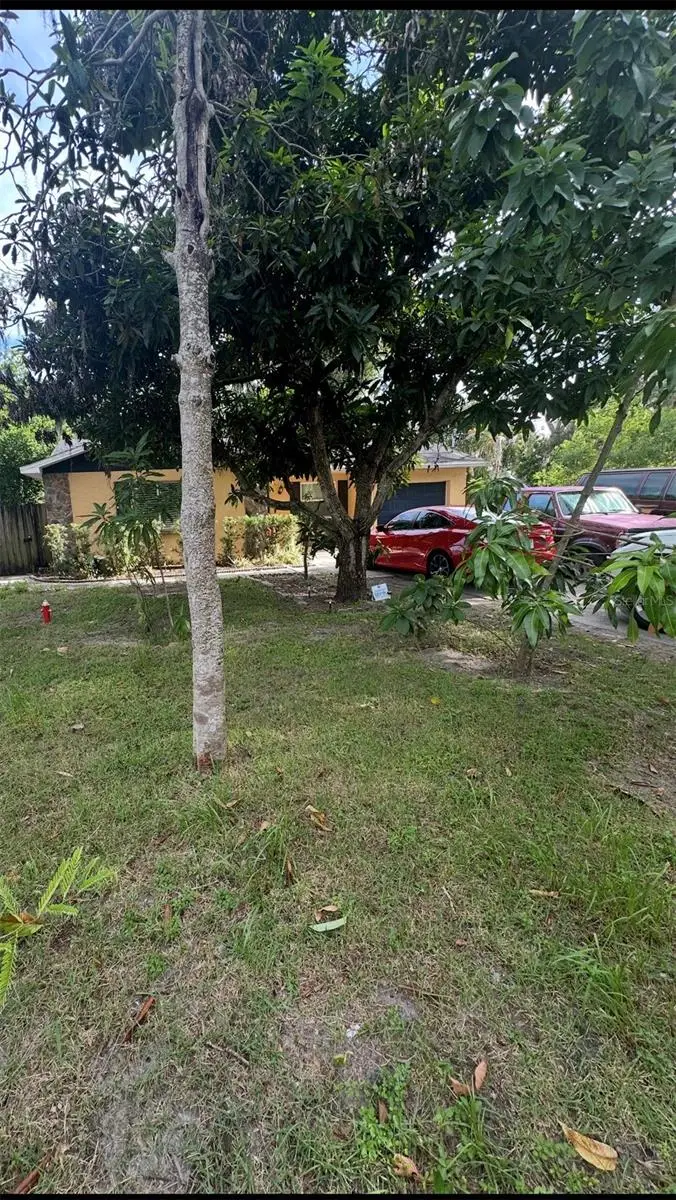 4605 E Yukon Street, Tampa, FL 33617 - #2