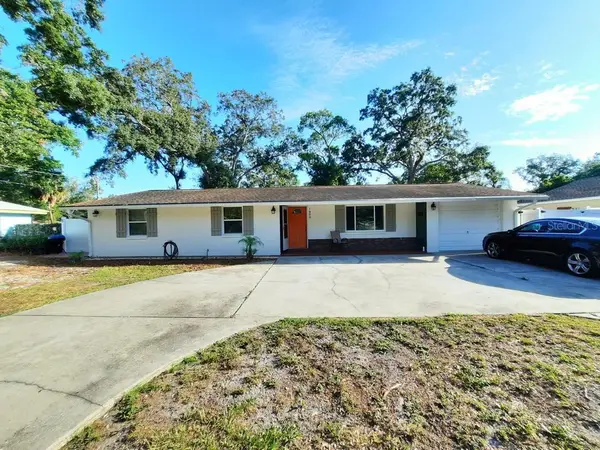 1909 W Hanna Avenue, TAMPA, FL 33604