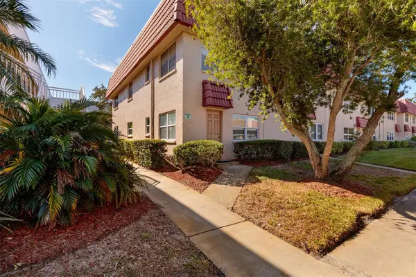 10036 63rd Avenue N #17, ST PETERSBURG, FL 33708