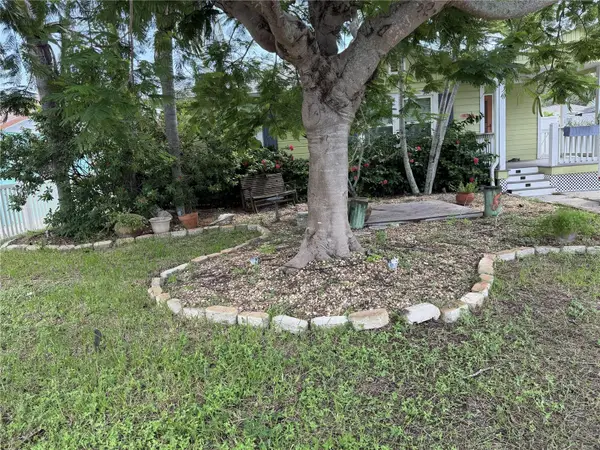 3008 Dupont Street S, GULFPORT, FL 33707