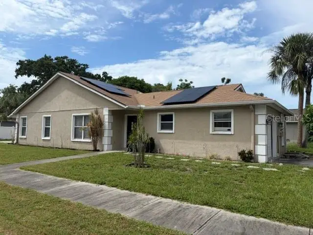914 Nicholson St, Clearwater, FL 33755 - #1