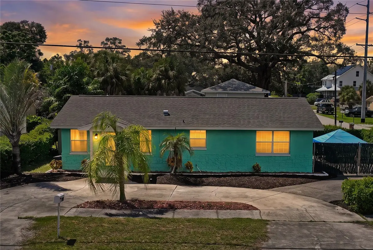 223 N Walton Avenue, Tarpon Springs, FL 34689 - #1