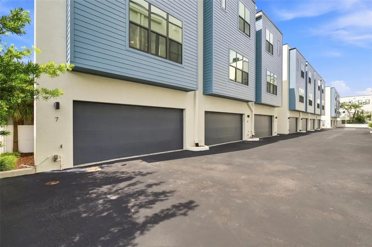 4810 W Mcelroy Avenue #7, Tampa, FL 33611 - #1