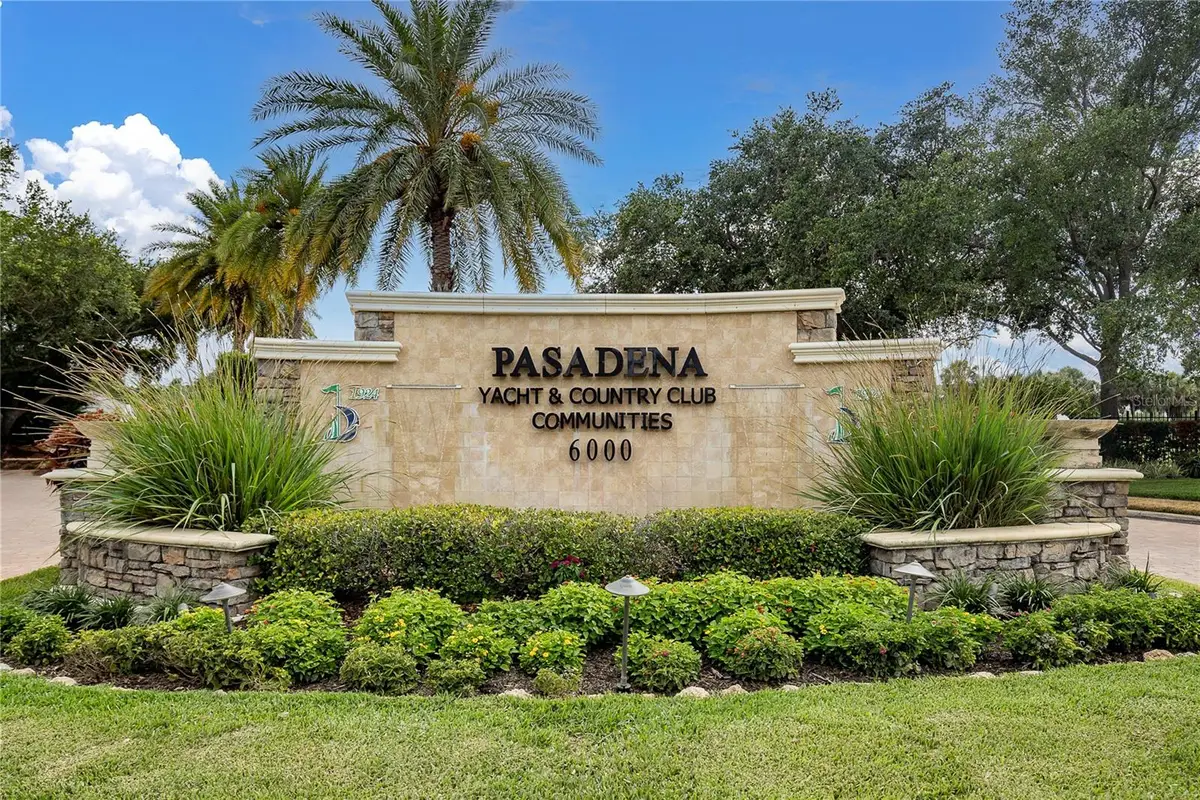 5950 Pelican Bay Plaza S #601, Gulfport, FL 33707 - #1