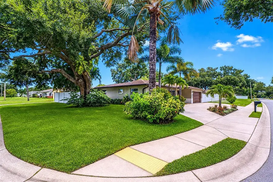 4948 97th Way N, Saint Petersburg, FL 33708 - #2