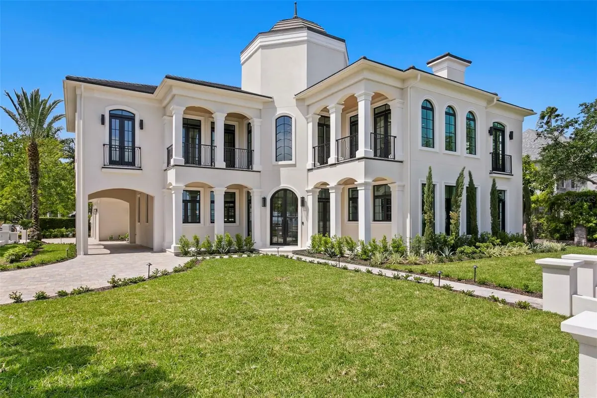 3907 Bayshore Boulevard, Tampa, FL 33611 - #1