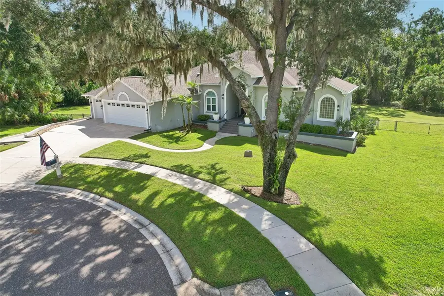 5207 Merion Rd, Valrico, FL 33596 - #2