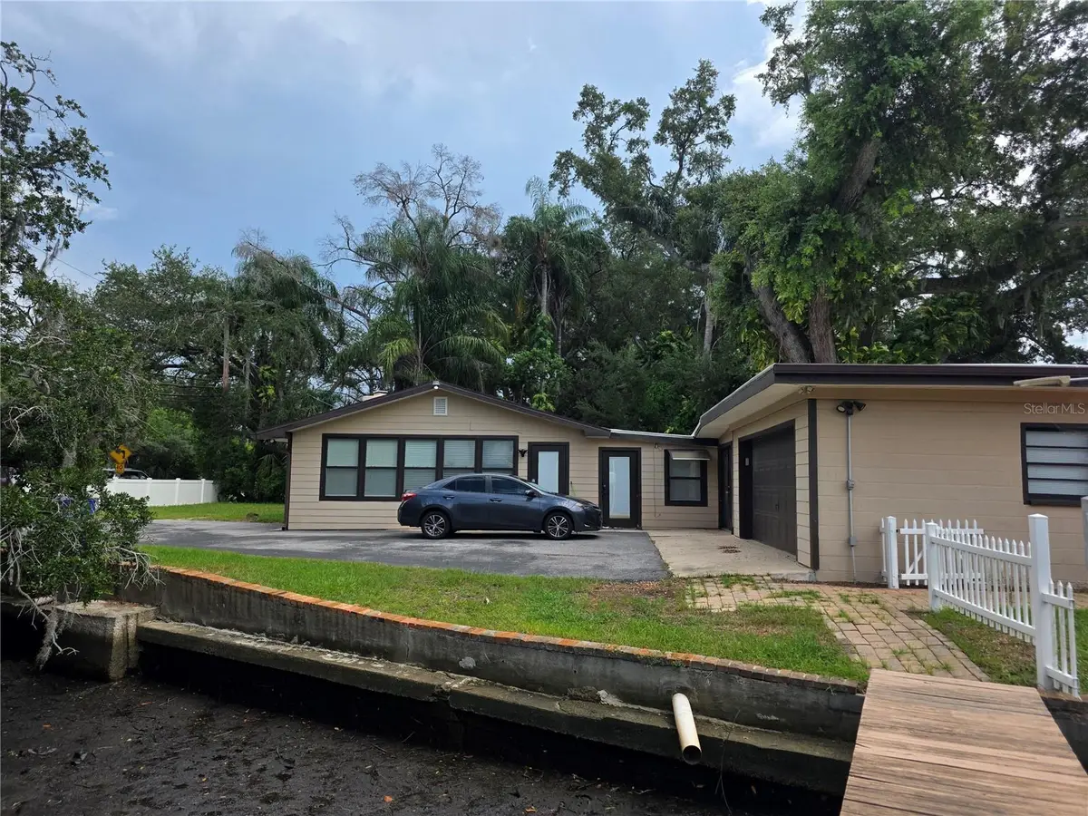 8816 Memorial Highway, Tampa, FL 33615 - #1