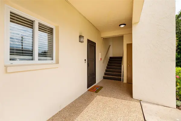 4595 Chancellor Street Ne #114, ST PETERSBURG, FL 33703