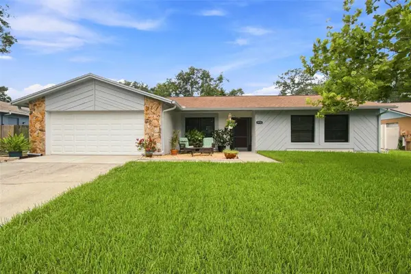 3721 Sand Pebble Drive, VALRICO, FL 33596