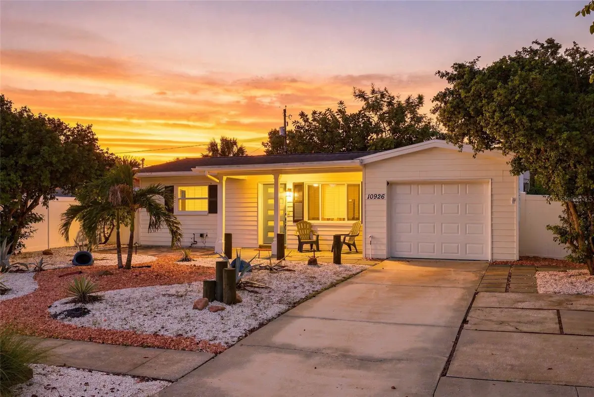 10926 Temple Avenue, Seminole, FL 33772 - #1