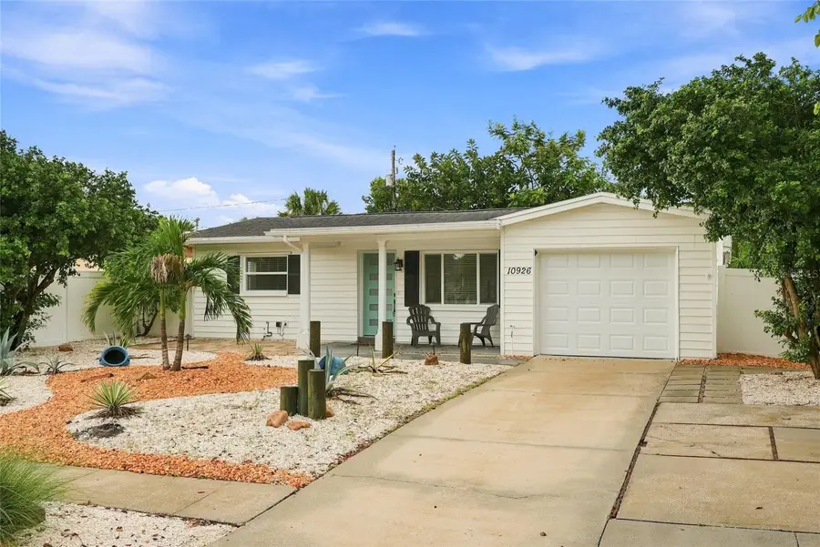 10926 Temple Avenue, Seminole, FL 33772 - #2