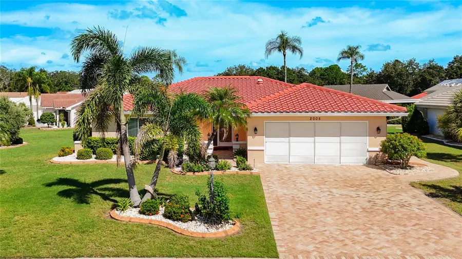 2005 New Bedford Drive, Sun City Center, FL 33573 - #2