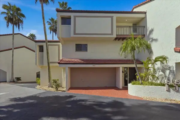 240 Windward Passage #702, CLEARWATER, FL 33767