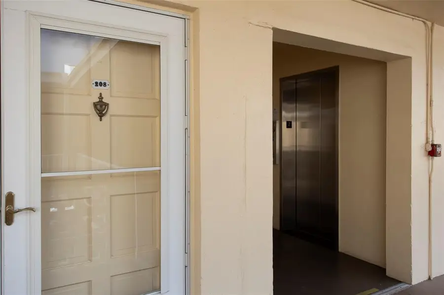 1200 N Shore Drive Ne #208, Saint Petersburg, FL 33701 - #3