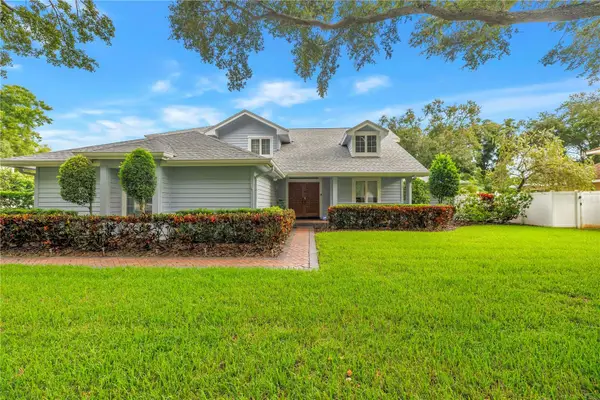 12383 Windtree Boulevard, SEMINOLE, FL 33772
