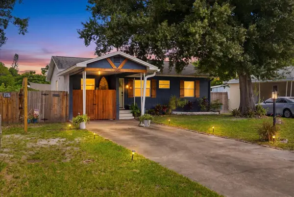3145 32nd Avenue N, ST PETERSBURG, FL 33713
