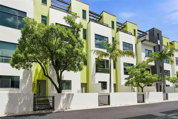 931 Arlington Avenue N, ST PETERSBURG, FL 33705