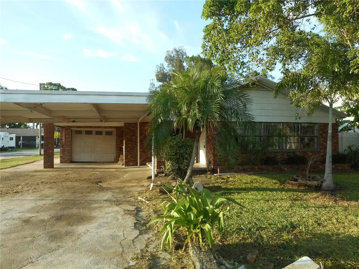 609 1st Avenue Nw, Ruskin, FL 33570 - #1