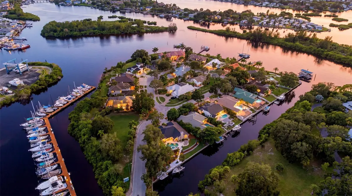1102 Marina Drive, Tarpon Springs, FL 34689 - #1